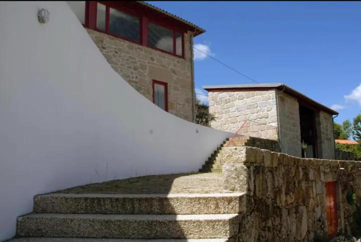 Geres - Aldeia Turistica De Louredo Villa วีเอย์รา ดู มีโญ ภายนอก รูปภาพ