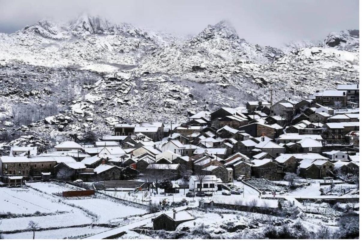 Geres - Aldeia Turistica De Louredo Villa วีเอย์รา ดู มีโญ ภายนอก รูปภาพ